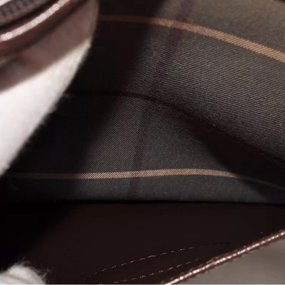 Burberry Vintage Olive Windowpane Shoulder Bag with Adjustable Strap - Picture 12 of 12